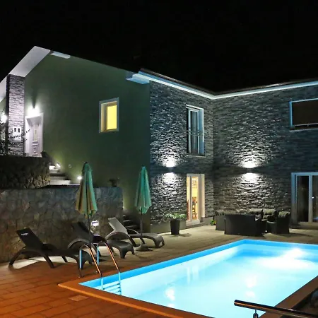 Feriehus Dante By Interhome